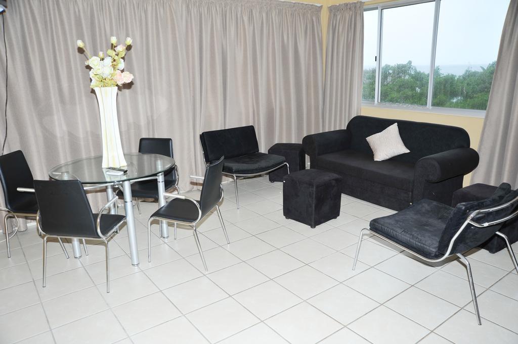 The Norwegian Lodge Umkomaas Habitación foto